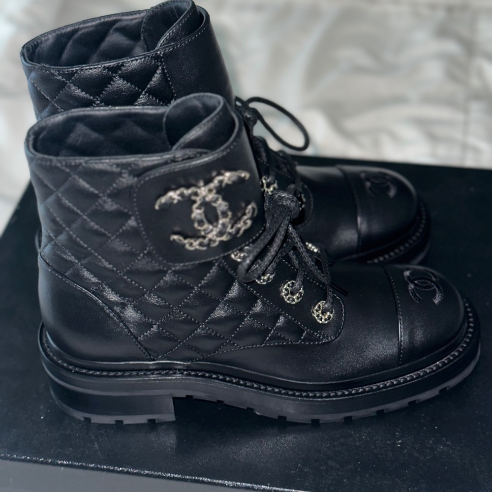 Chanel Shiny Lambskin Quilted Lace Up Combat Boots - Picture 4 of 13